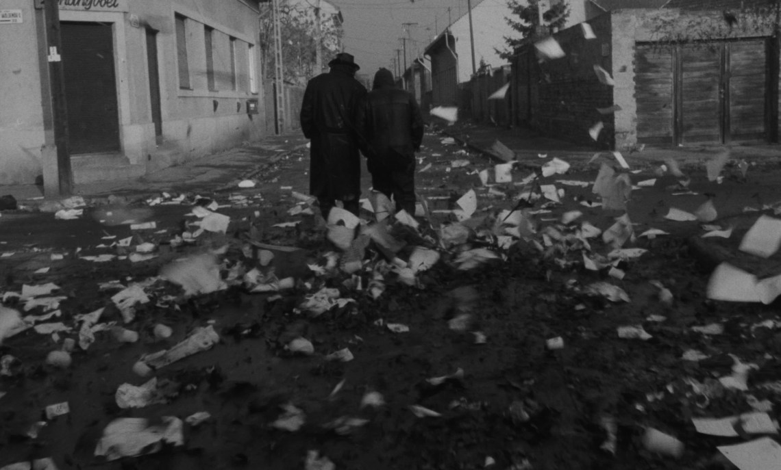 Satantango 1994 Bela Tarr